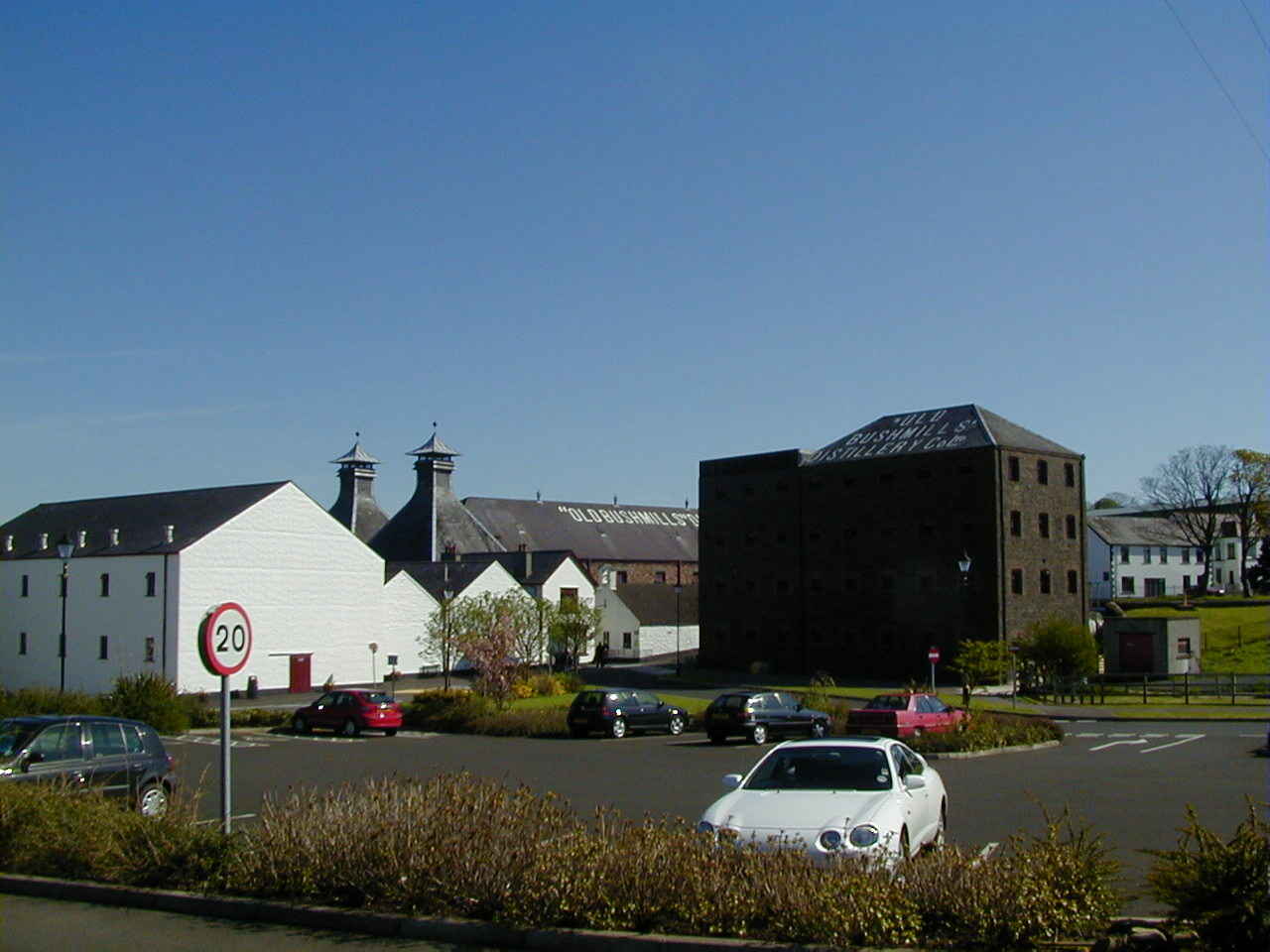 bushmills.jpg (78872 bytes)